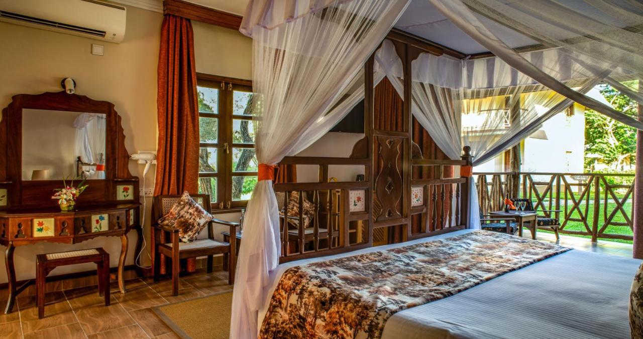 HOTEL NEPTUNE PALM BEACH BOUTIQUE RESORT SPA GALU 4 Kenya